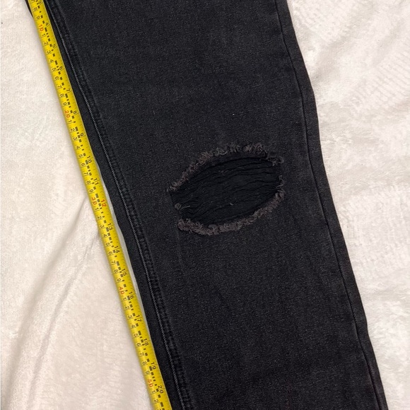 Princess Polly Distressed Blacks Jeana size 8 - Picture 4 of 4